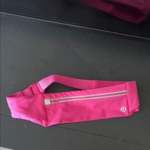 Lululemon Running Belt Size XS/S NWOT